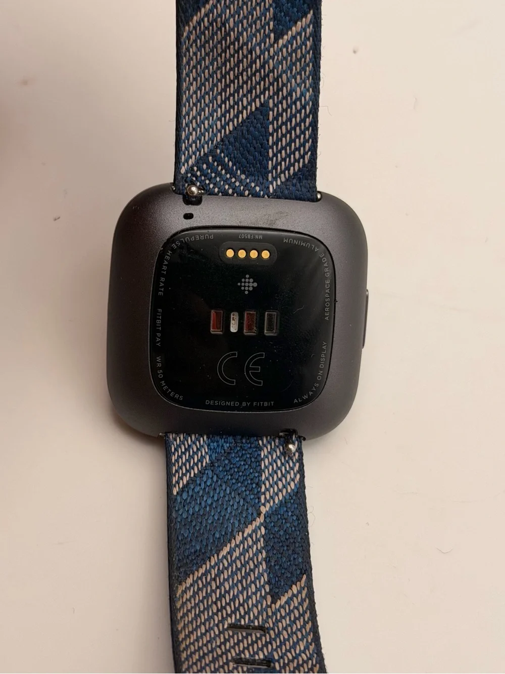 Fitbit Versa 2, Tested, Excellent, Charger Included, Black/Mist Gray, Fitness T - Picture 7 of 7